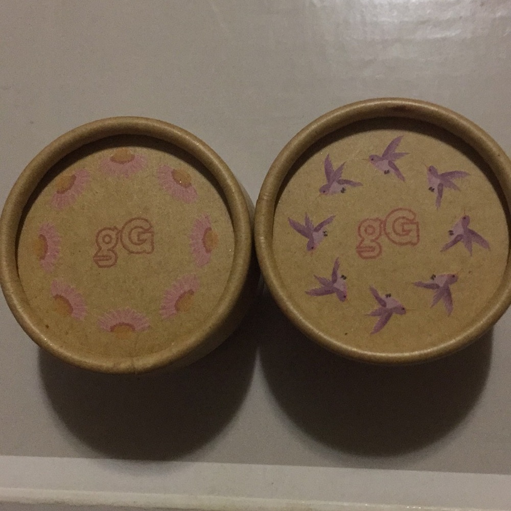 Mineral blush & face shimmer